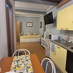 Trezza شقة أكيتْريتْسا